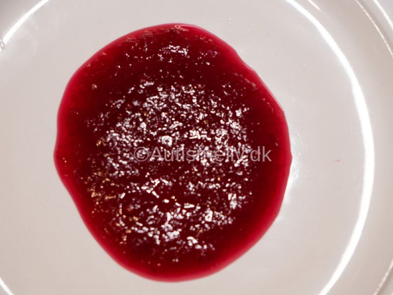 Blommechutney med chili og ingefær